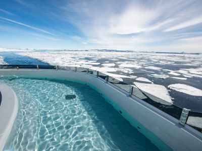 LE_Commandant_Charcot_-_N-1451_O011121_Snow-Hill_-_StudioPONANT-Olivier_Blaud_1920_copy_1