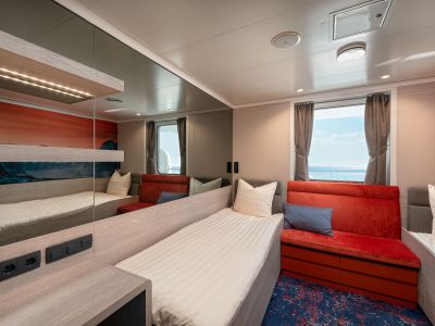 Beispiel einer Zweibettkabine Fenster (Kat. D) (© Ivan Ivanisevic / Oceanwide Expeditions)